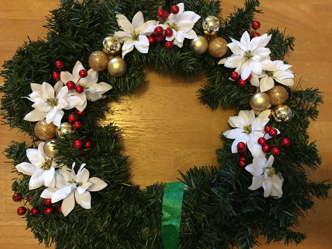 DIY Christmas Wreath Step 4