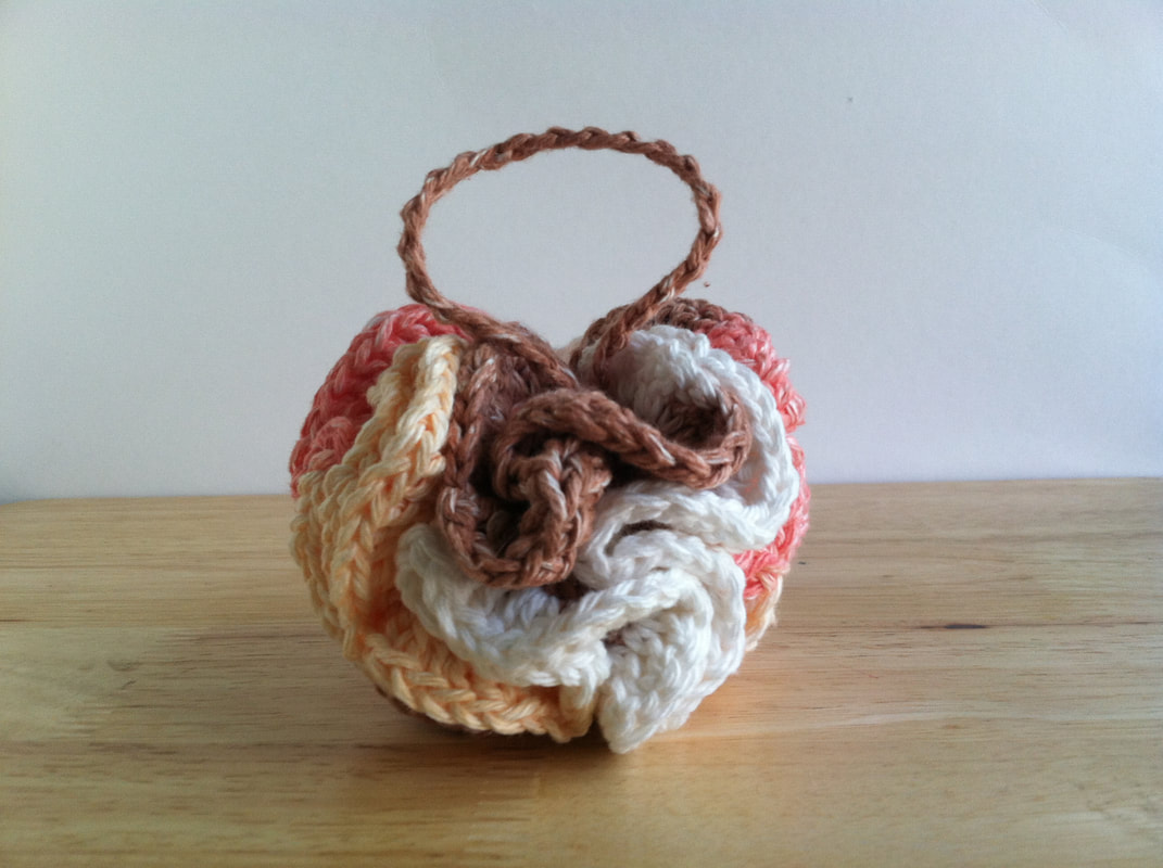 free pattern: crochet bath pouf